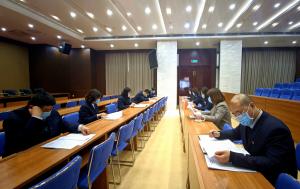 掀起學(xué)習(xí)“兩會”精神熱潮 ，確保各項(xiàng)任務(wù)全面貫徹落實(shí)！